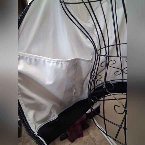 NWOT DKNY Sport Women's S Logo Bomber Jacket Ribbed Cuffs Hem Cream Black - Picture 10 of 15